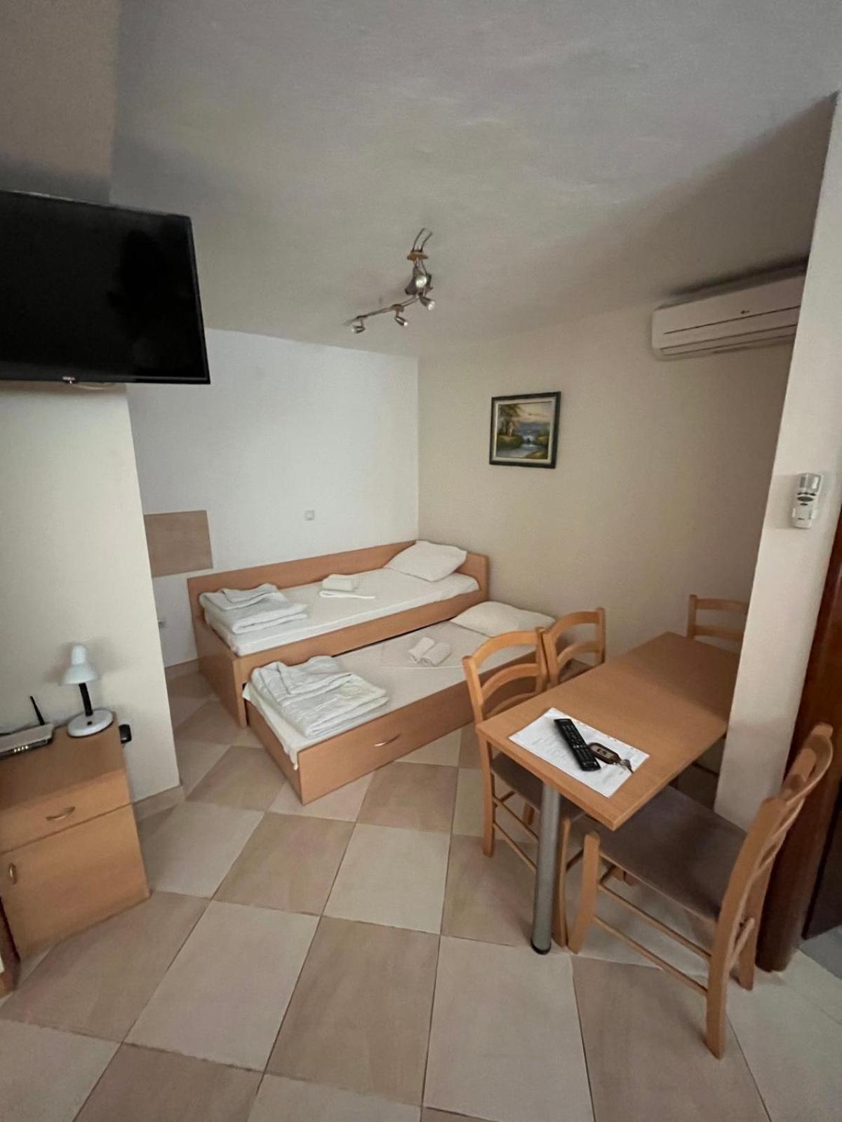 Apartments Srzentic Petrovac Exteriér fotografie