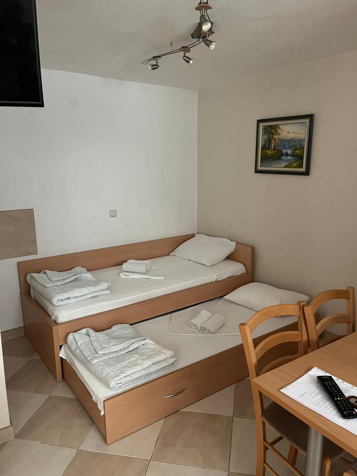 Apartments Srzentic Petrovac Exteriér fotografie