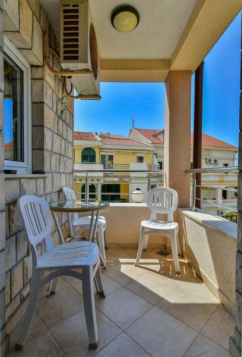 Apartments Srzentic Petrovac Exteriér fotografie
