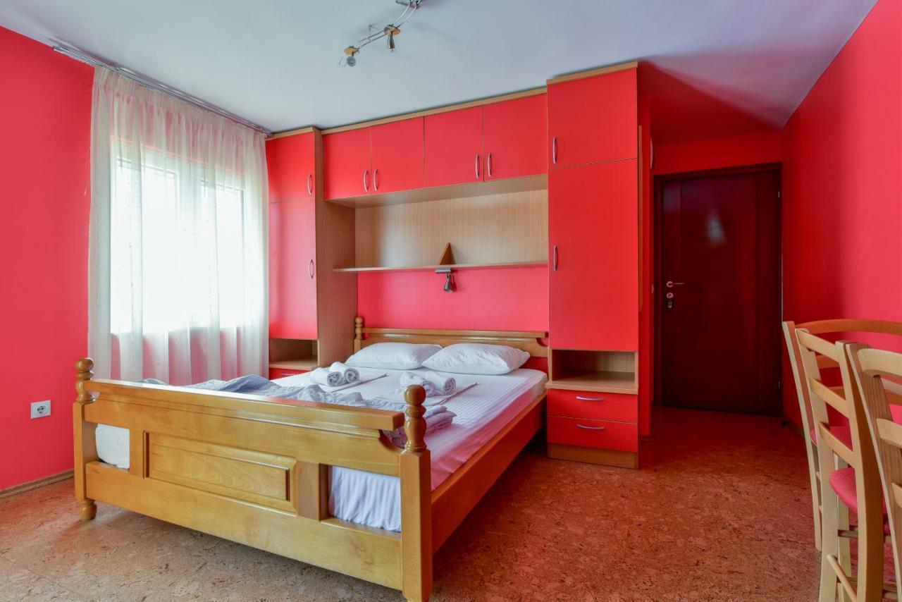 Apartments Srzentic Petrovac Exteriér fotografie